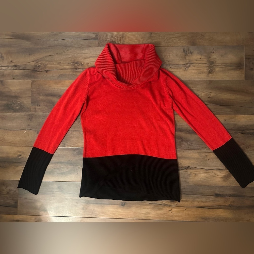 Calvin Klein Colorblock Cowl Neck Sweater | Red & Black | Size XS